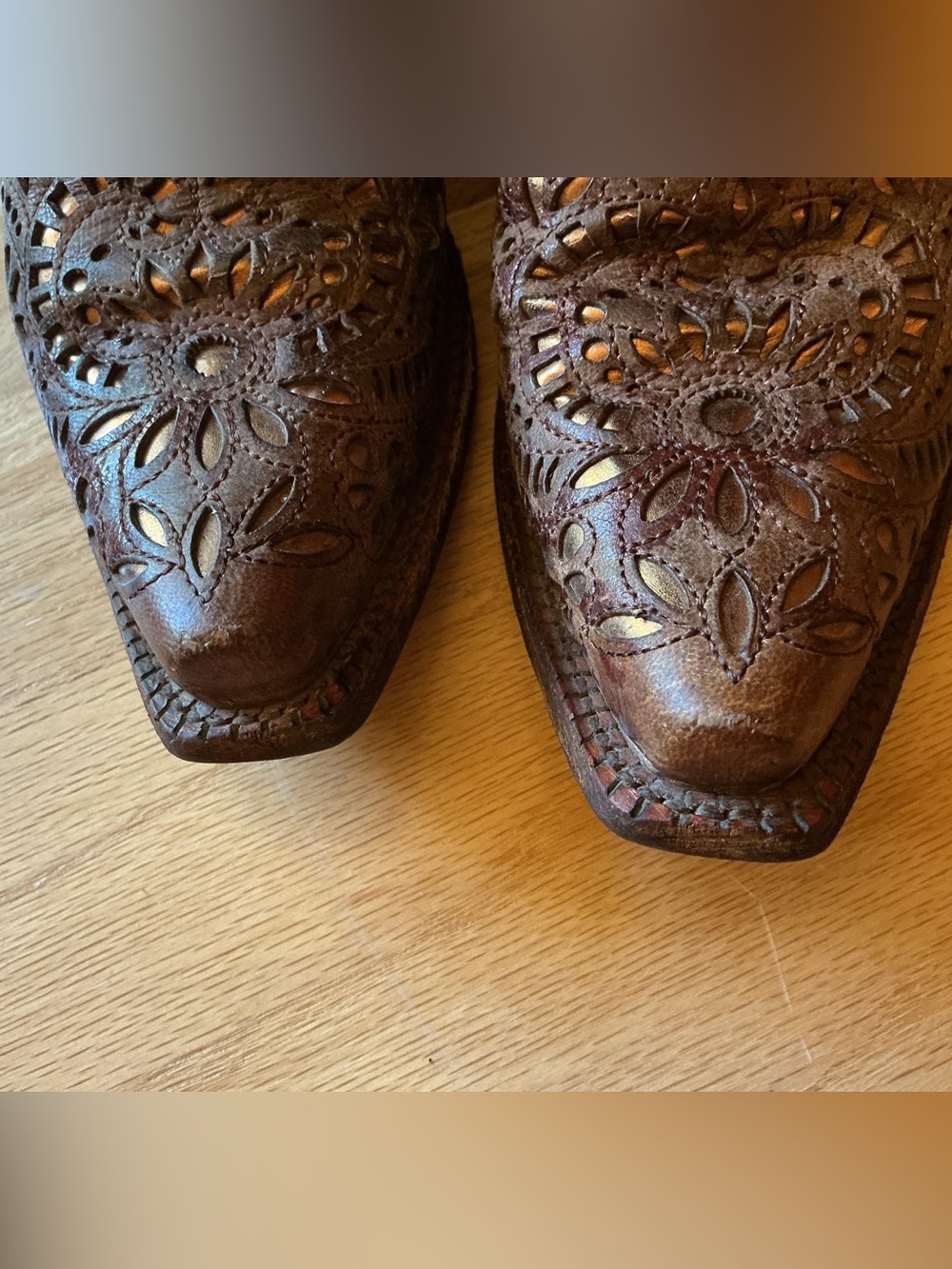 Corral Leather Floral Gold Cutout Western Cowboy Boots 7.5M - Picture 16 of 16